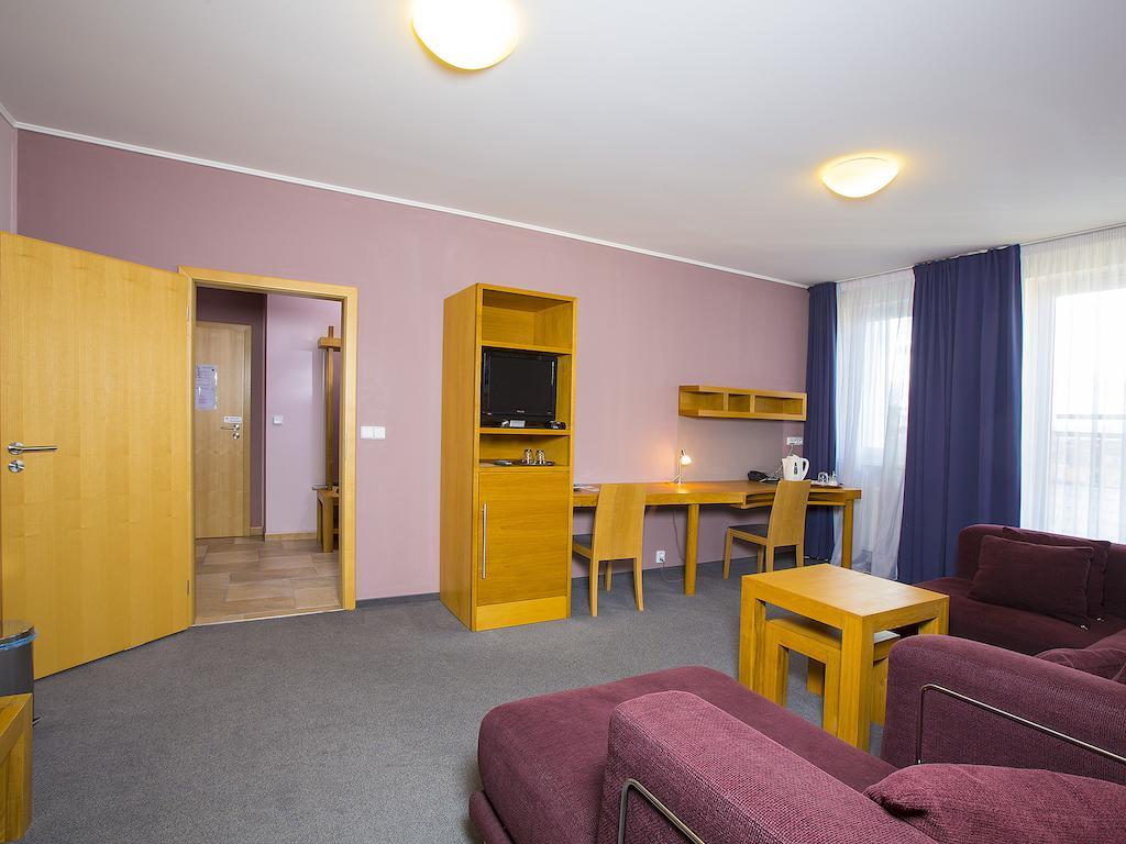 Hotel Trend بلزن المظهر الخارجي الصورة