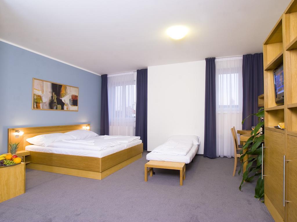 Hotel Trend بلزن المظهر الخارجي الصورة