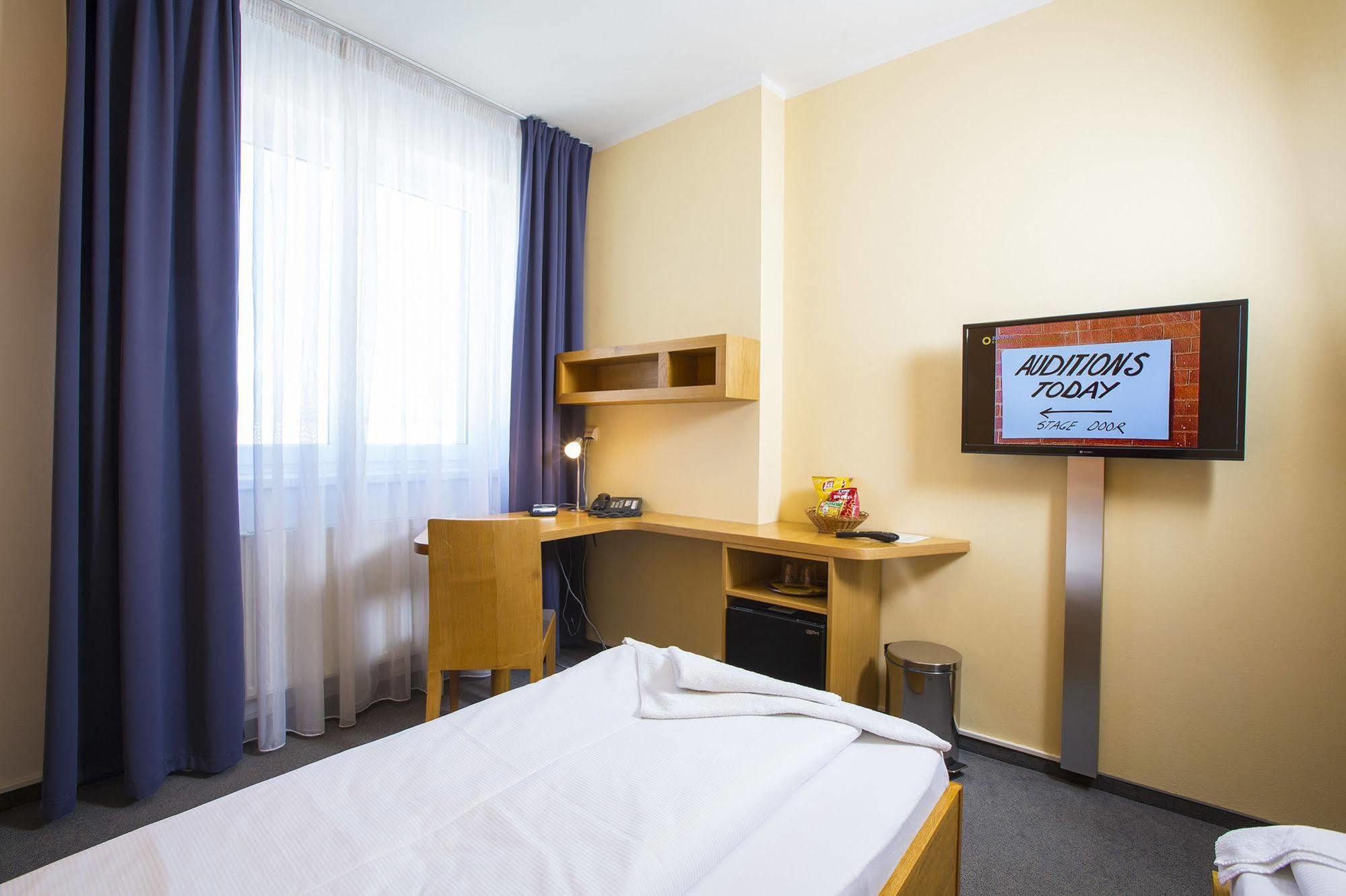 Hotel Trend بلزن المظهر الخارجي الصورة